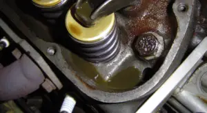 How to get rid of condensation in engine oil